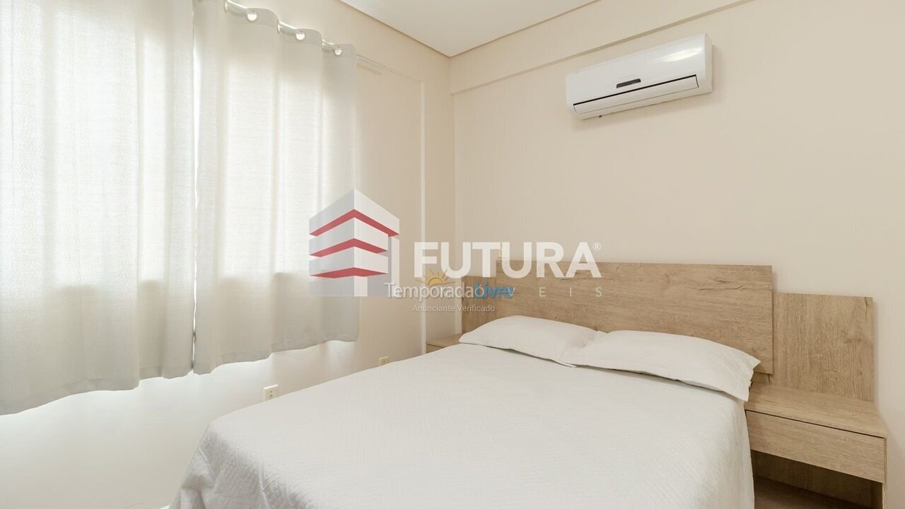Apartment for vacation rental in Bombinhas (Praia de Bombas)