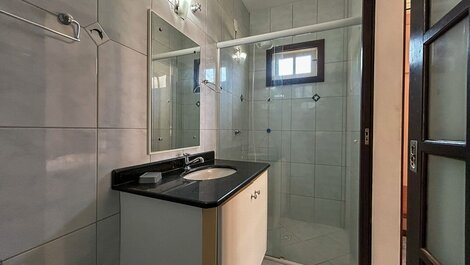 215 - Family house with ample space in Mariscal