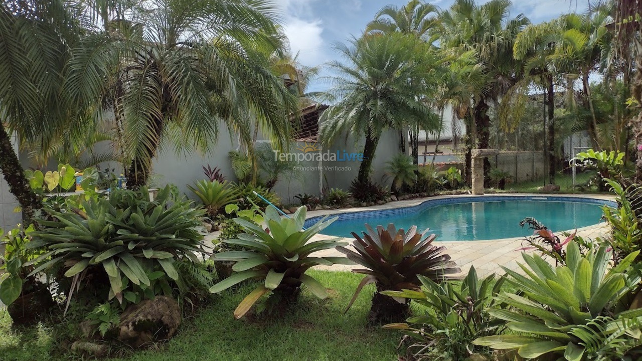 Casa para alquiler de vacaciones em Bertioga (Condominio Morada da Praia)