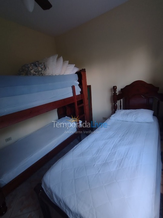 Casa para alquiler de vacaciones em Bertioga (Condominio Morada da Praia)