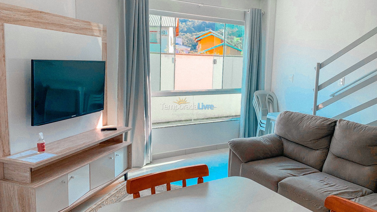 Casa para alquiler de vacaciones em Governador Celso Ramos (Praia de Palmas)