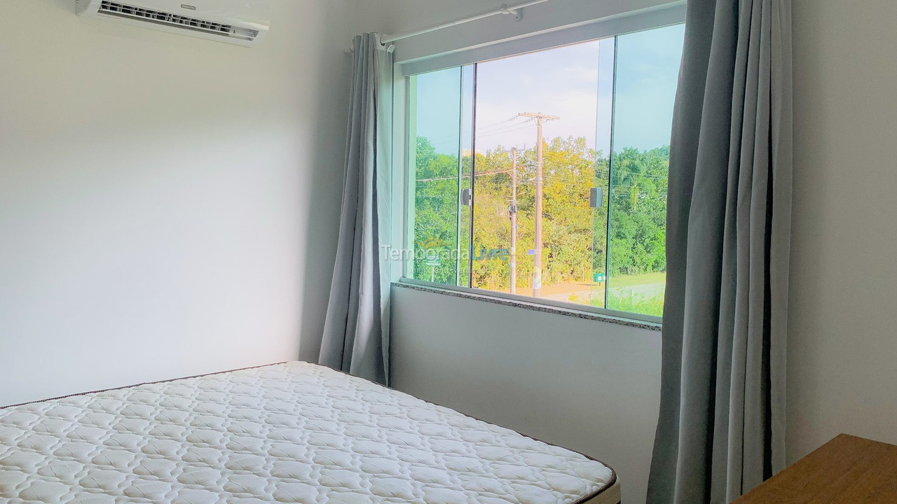 Casa para alquiler de vacaciones em Governador Celso Ramos (Praia de Palmas)