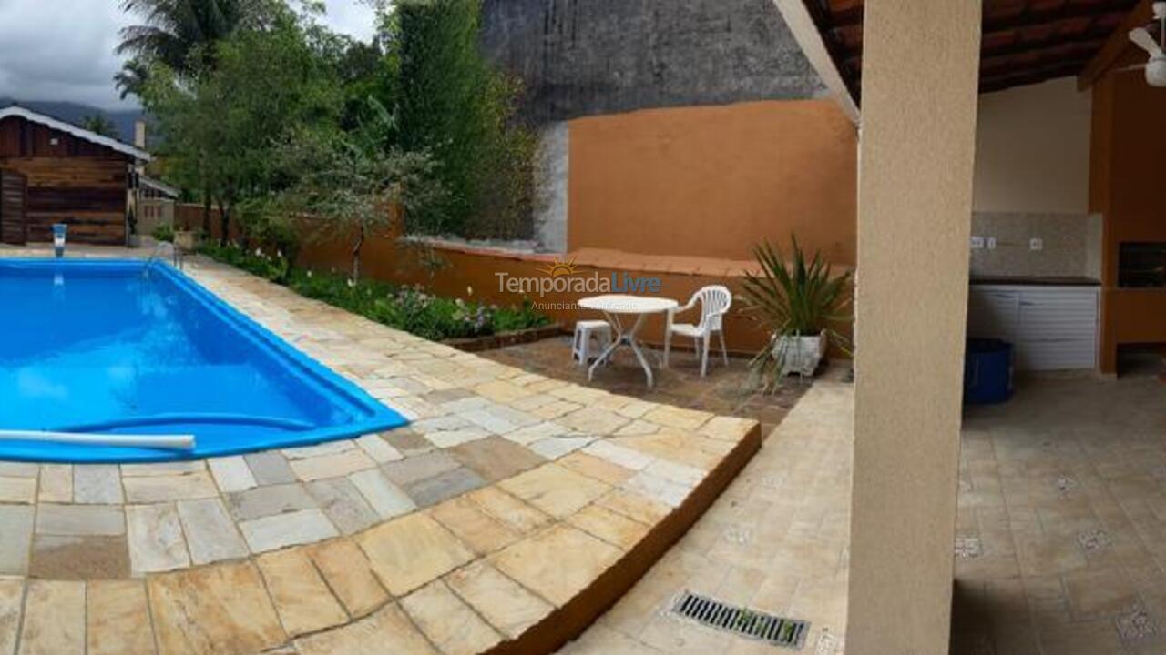 Casa para aluguel de temporada em Bertioga (Condominio Morada da Praia)