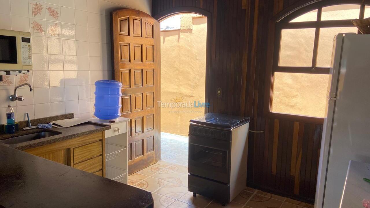 Casa para aluguel de temporada em Bertioga (Condominio Morada da Praia)