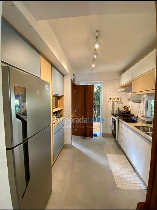 House for vacation rental in São Sebastião (Camburi)