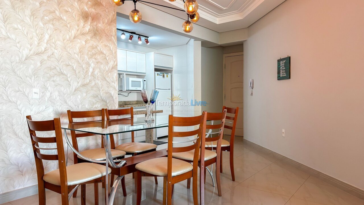Apartamento para aluguel de temporada em Bombinhas (Praia de Bombas)