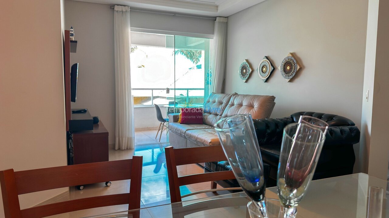 Apartamento para aluguel de temporada em Bombinhas (Praia de Bombas)