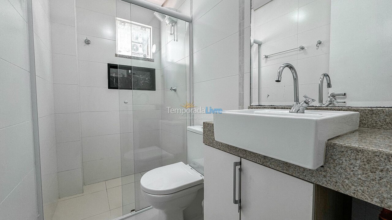 Apartamento para aluguel de temporada em Bombinhas (Praia de Bombas)