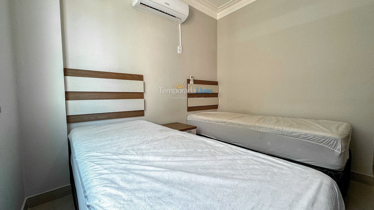 Apartamento para aluguel de temporada em Bombinhas (Praia de Bombas)