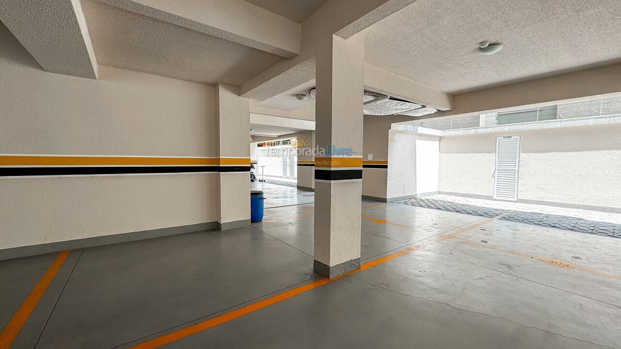 Apartamento para aluguel de temporada em Bombinhas (Praia de Bombas)