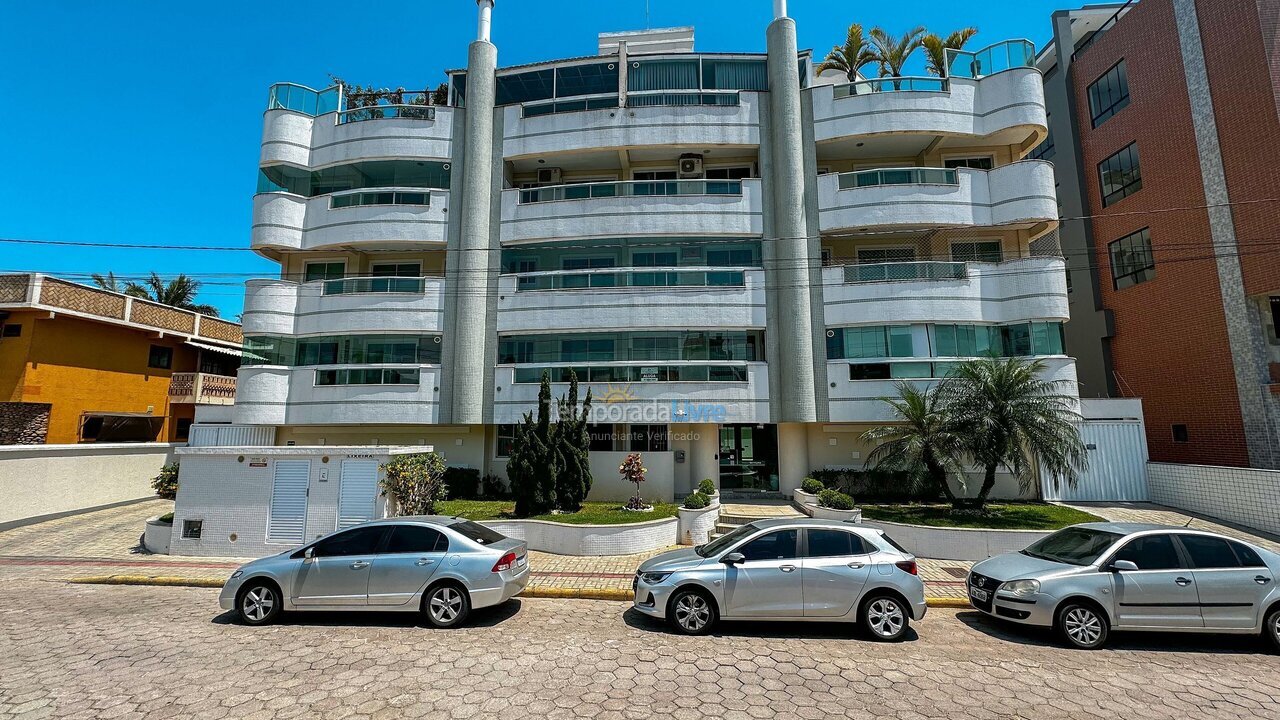 Apartamento para aluguel de temporada em Bombinhas (Praia de Bombas)