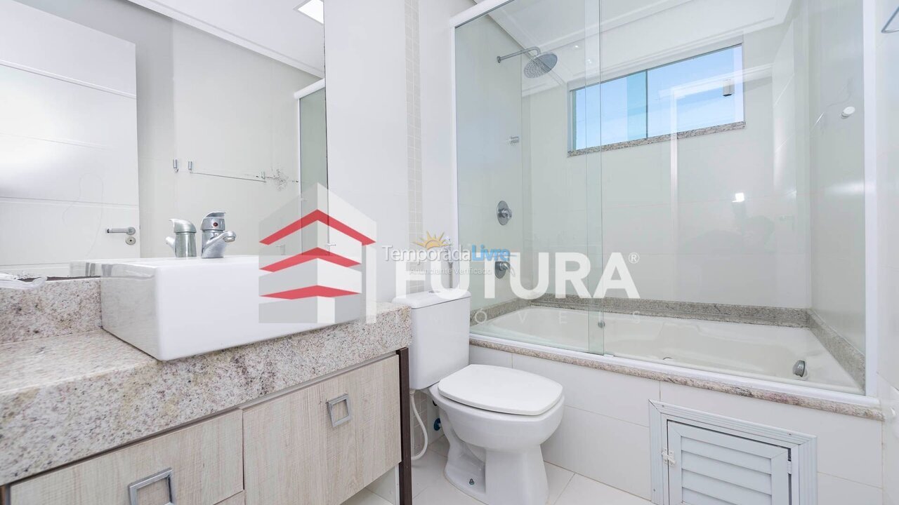 Apartamento para aluguel de temporada em Bombinhas (Praia de Bombas)