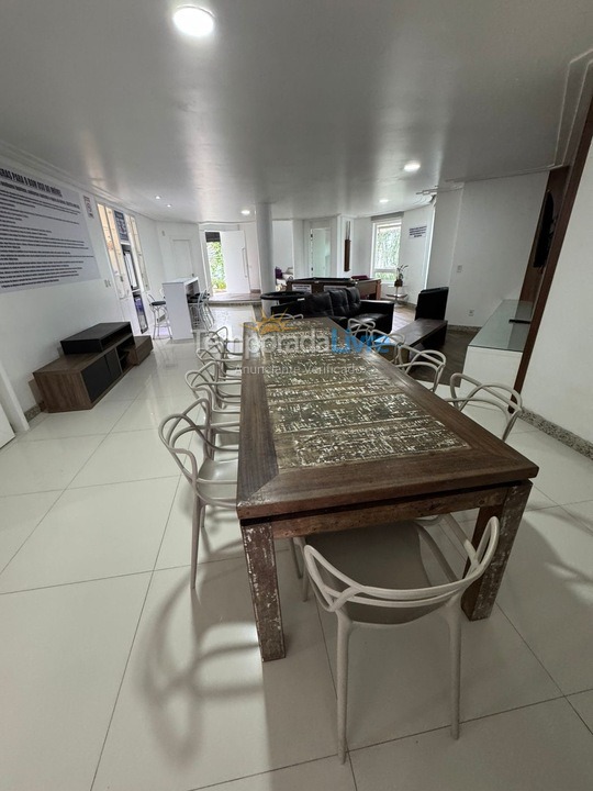 Casa para alquiler de vacaciones em Balneário Camboriú (Praia do Estaleirinho)