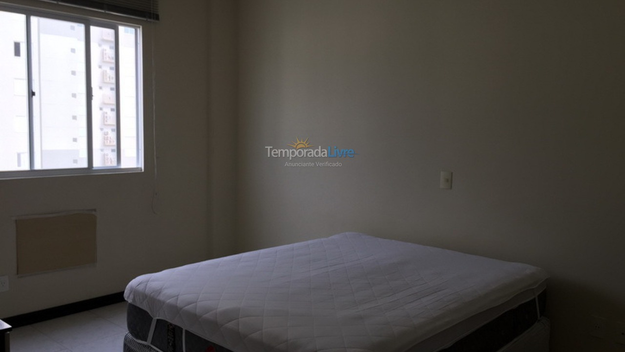 Apartamento para alquiler de vacaciones em Itapema (Meia Praia)