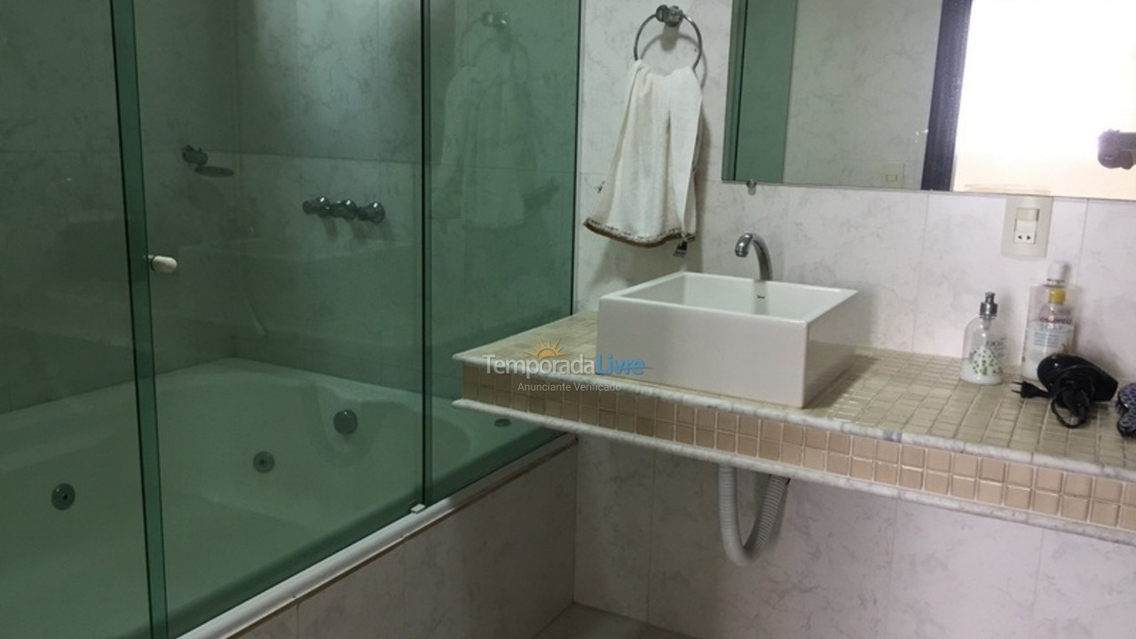 Apartamento para alquiler de vacaciones em Itapema (Meia Praia)