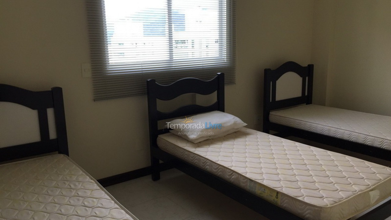 Apartamento para alquiler de vacaciones em Itapema (Meia Praia)