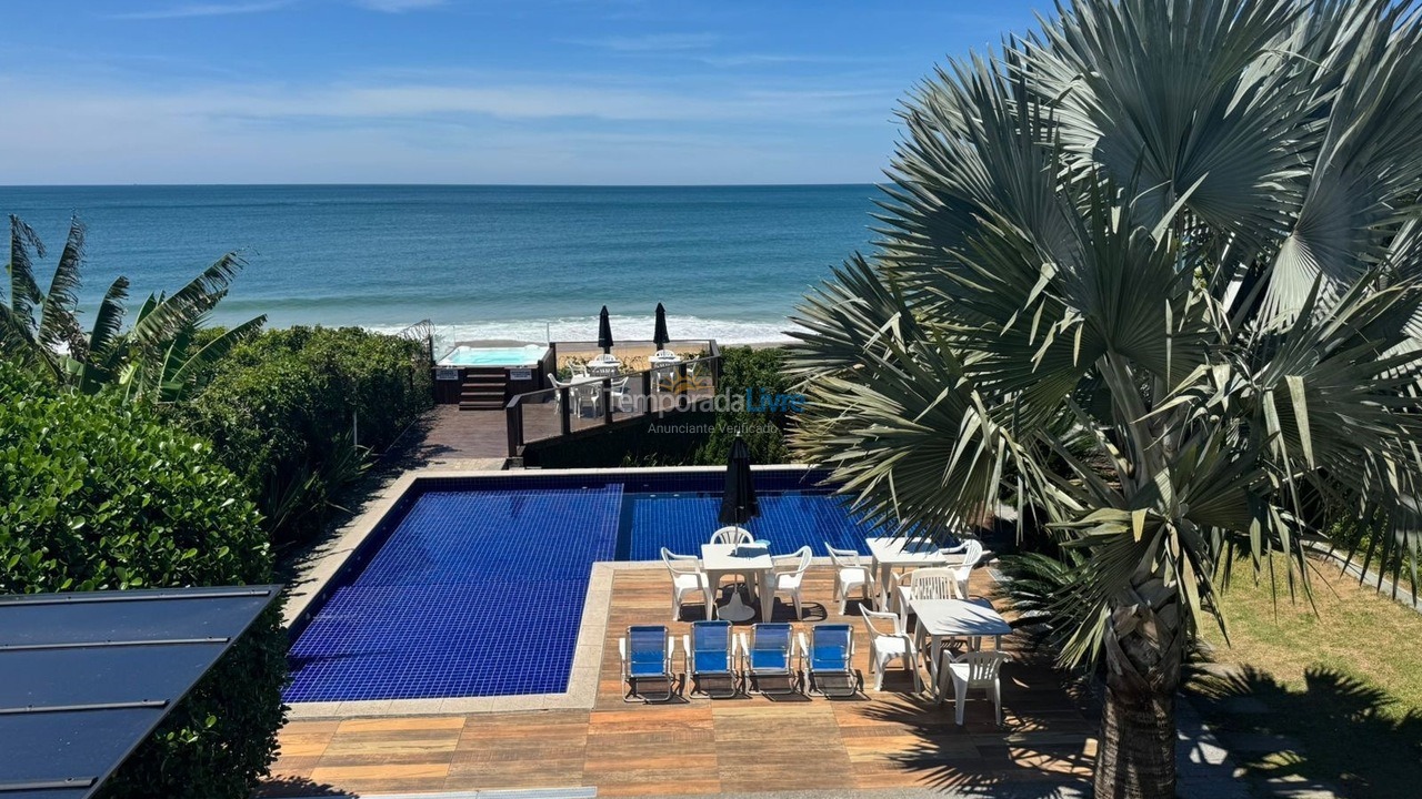 Casa para alquiler de vacaciones em Balneário Camboriú (Praia do Estaleirinho)