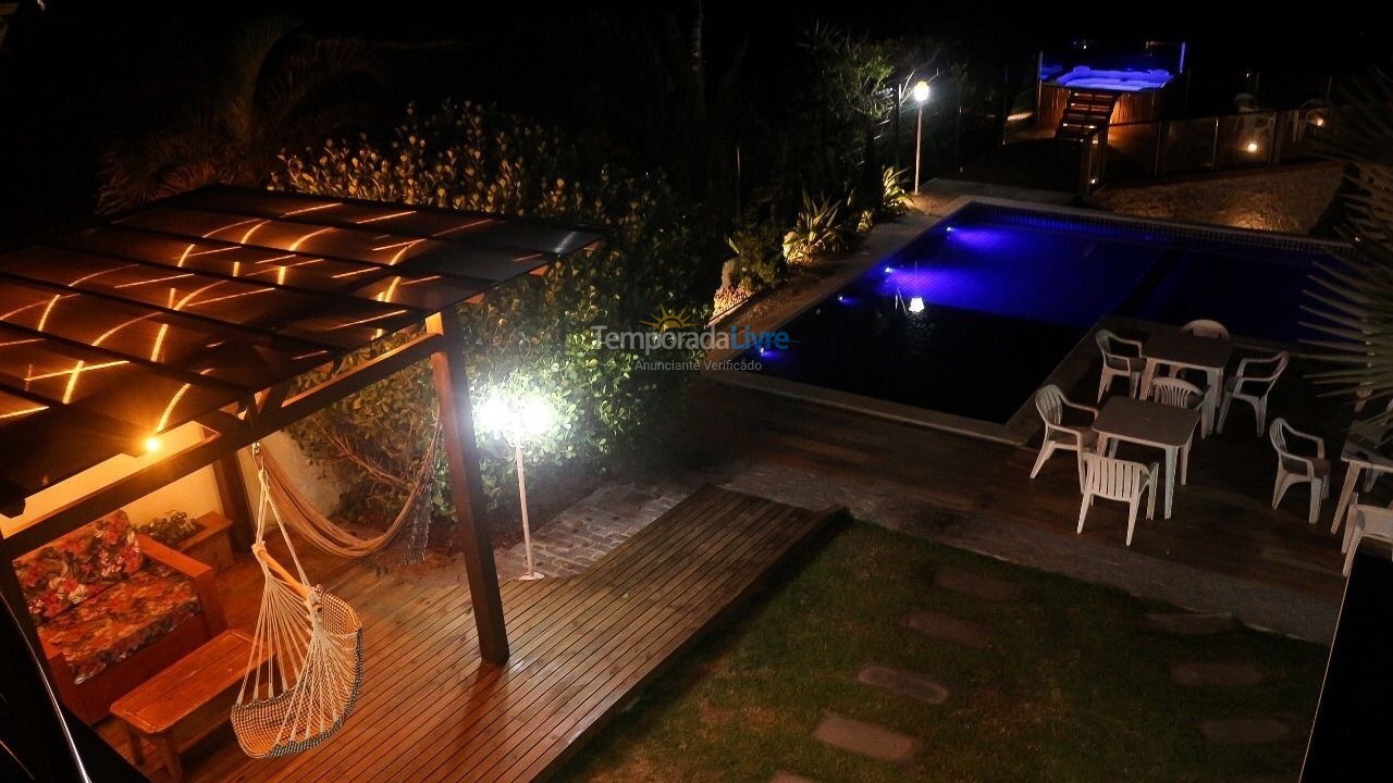 Casa para alquiler de vacaciones em Balneário Camboriú (Praia do Estaleirinho)