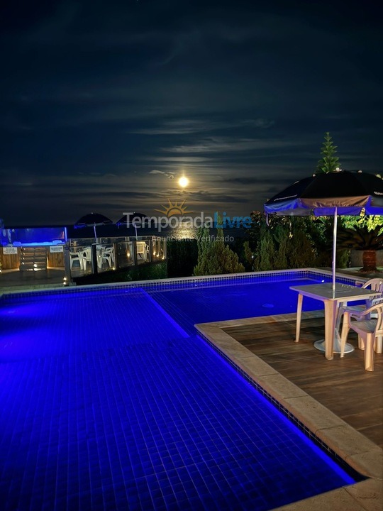 Casa para alquiler de vacaciones em Balneário Camboriú (Praia do Estaleirinho)