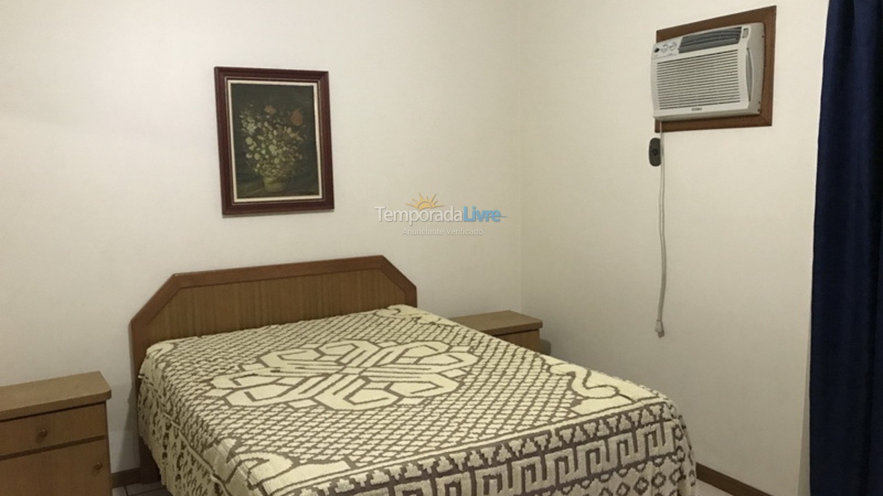 Apartment for vacation rental in Itapema (Meia Praia)