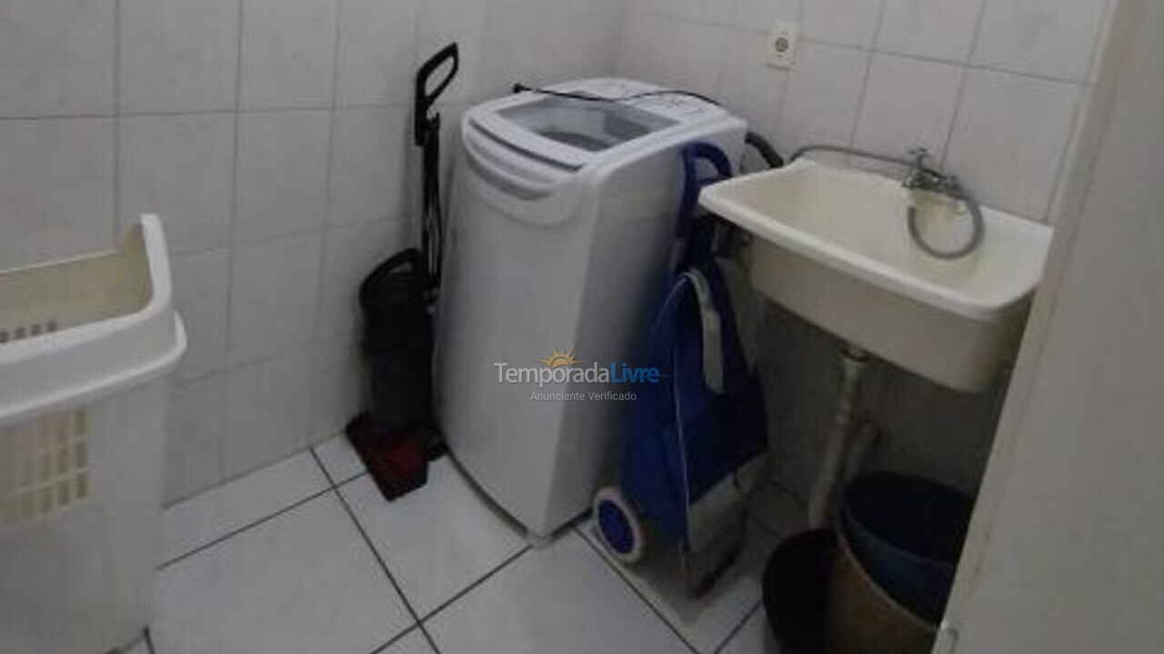 Apartment for vacation rental in Itapema (Meia Praia)