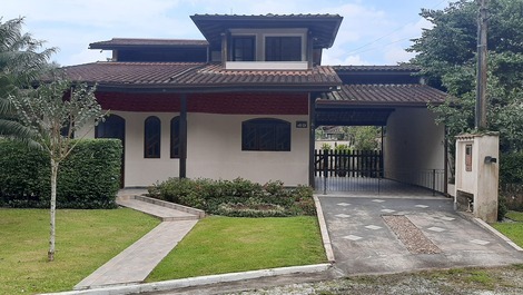 Casa para alugar em Ubatuba - Horto Florestal