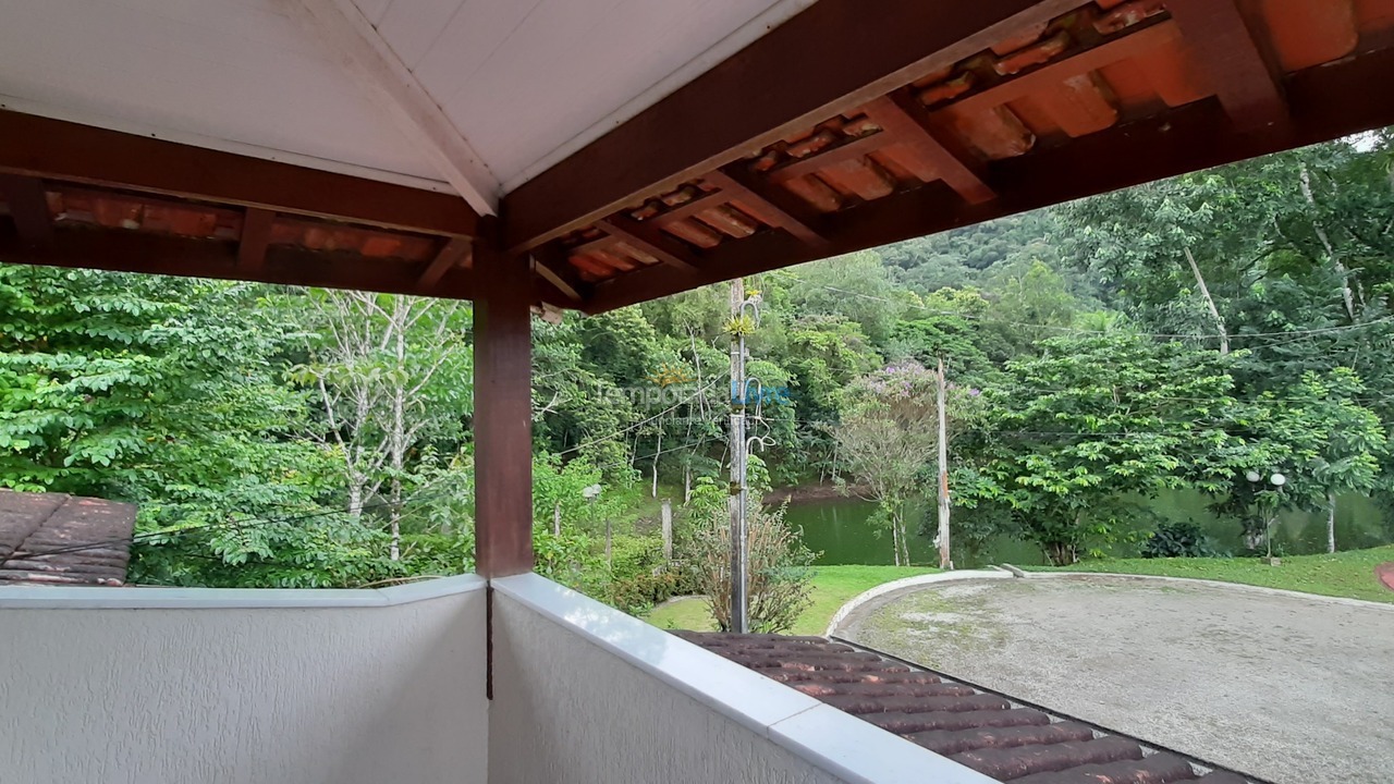 Casa para aluguel de temporada em Ubatuba (Horto Florestal)