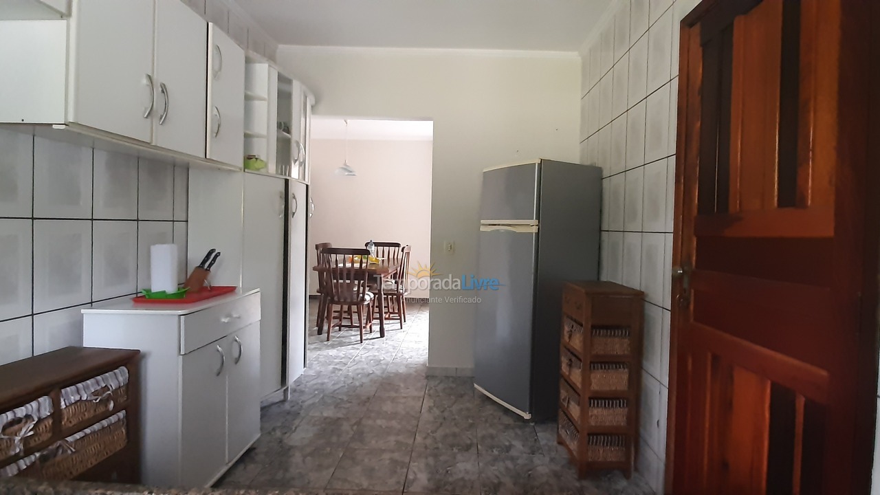 Casa para aluguel de temporada em Ubatuba (Horto Florestal)