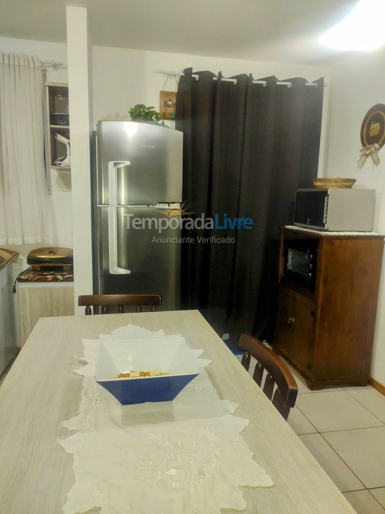 Apartamento para aluguel de temporada em Penha (Centro)