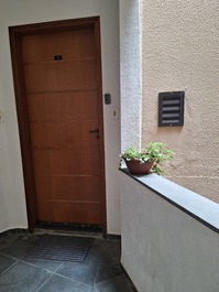 APARTMENT FOR 6 PEOPLE, GREAT LOCATION, BERTIOGA - ENSEADA