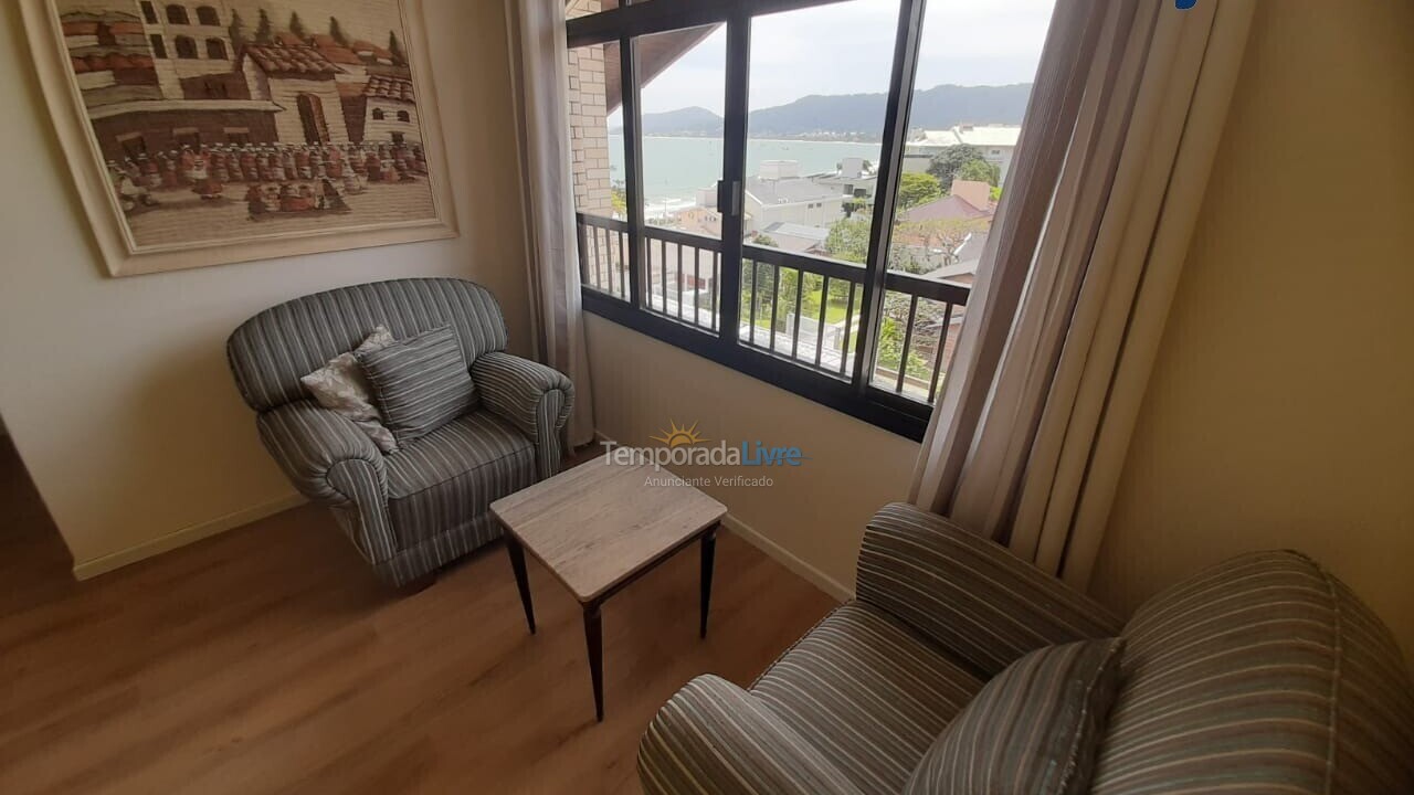 Apartamento para aluguel de temporada em Florianópolis (Cachoeira do Bom Jesus)