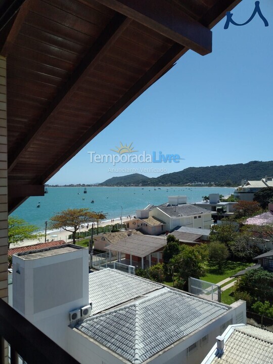 Apartamento para aluguel de temporada em Florianópolis (Cachoeira do Bom Jesus)