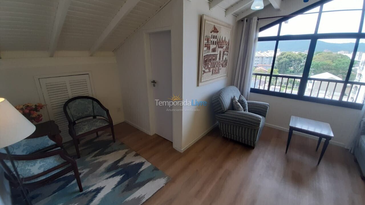 Apartamento para aluguel de temporada em Florianópolis (Cachoeira do Bom Jesus)