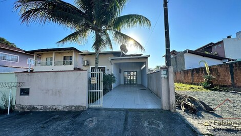 Casa para alugar em São Francisco do Sul - Ubatuba