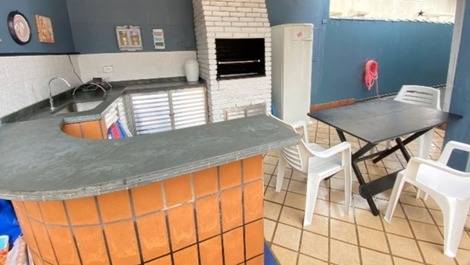 SEASONAL HOUSE WITHIN THE SÃO LOURENÇO RIVIERA WITH AIR CONDITIONING