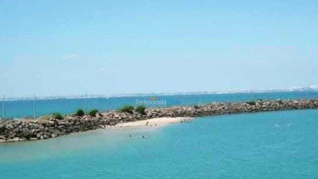 Casa para aluguel de temporada em Itaparica (Porto Santo)