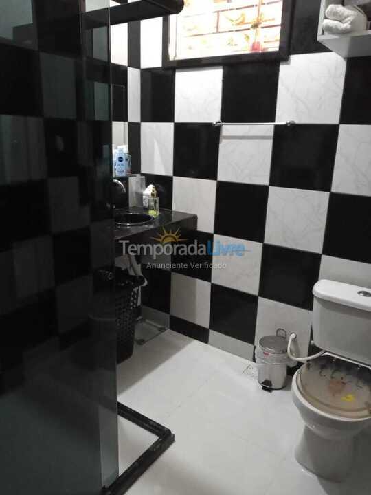 Casa para aluguel de temporada em Itaparica (Porto Santo)