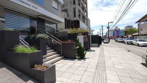 APARTAMENTO 01 DORMITÓRIO INGLESES