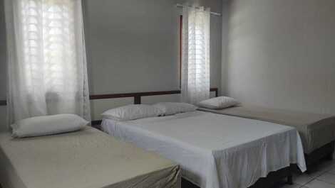 Excelente casa para temporada próximo a barraca do gaúcho.