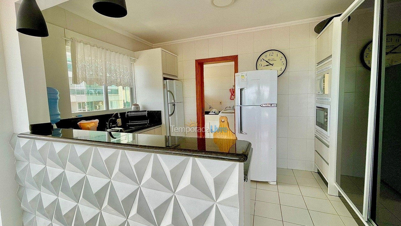 Apartamento para aluguel de temporada em Itapema (Centro)