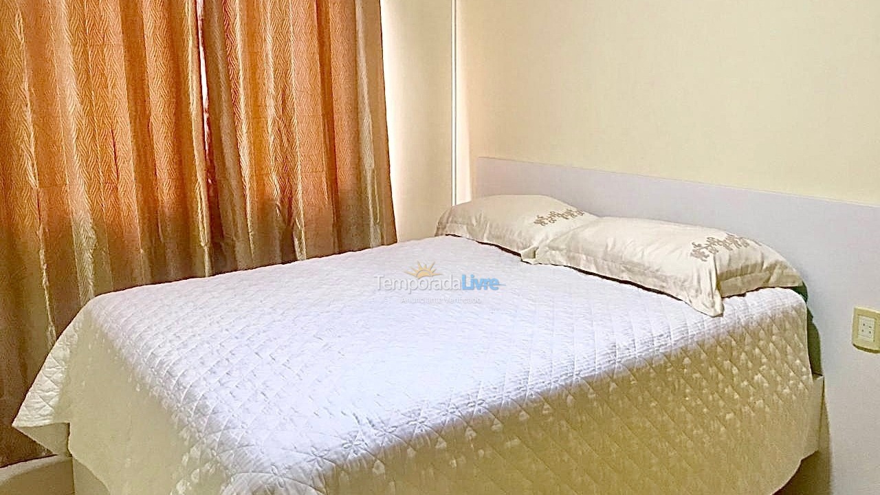 Apartamento para aluguel de temporada em Itapema (Centro)