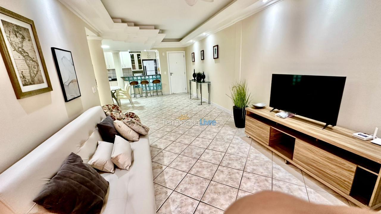 Apartamento para aluguel de temporada em Itapema (Centro)