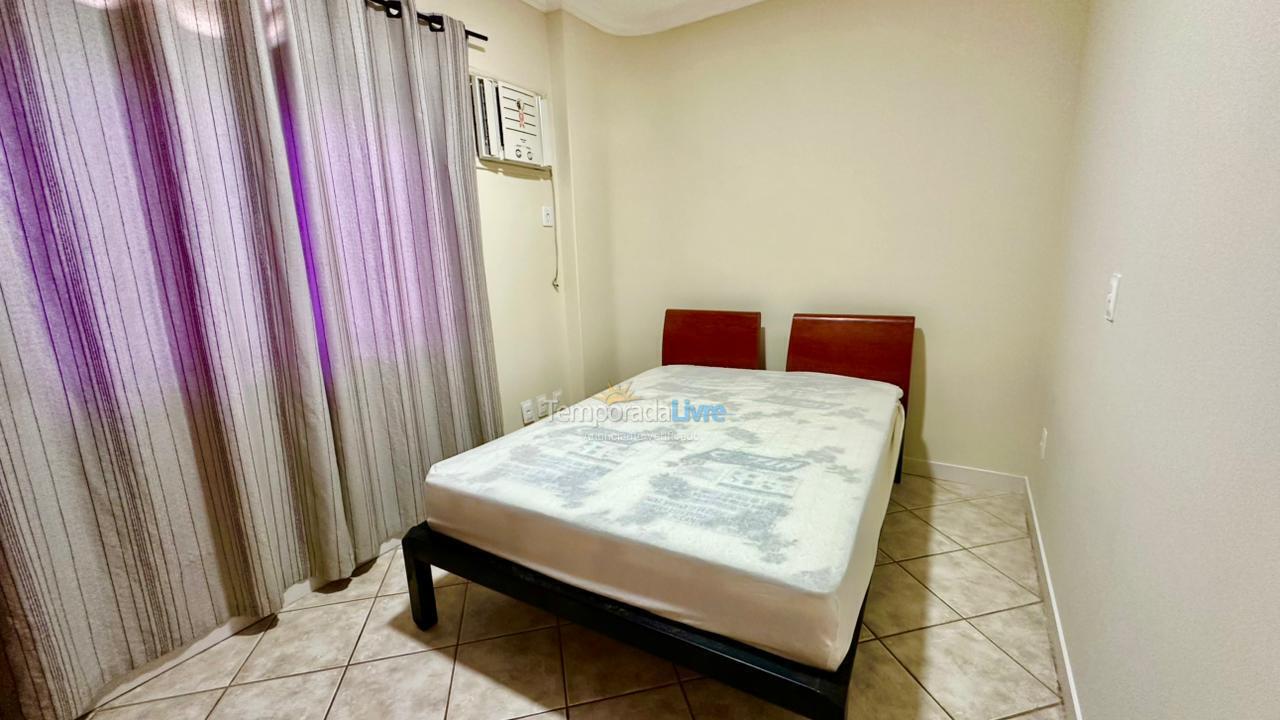 Apartamento para aluguel de temporada em Itapema (Centro)