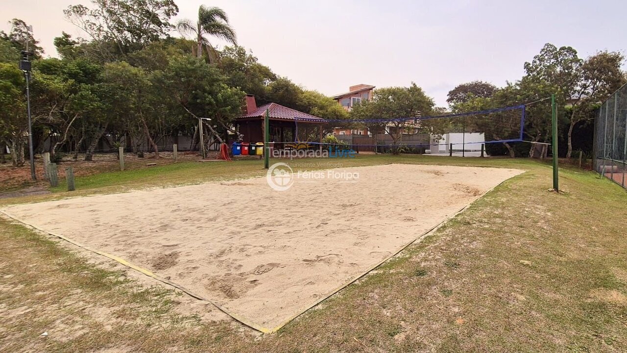 Casa para aluguel de temporada em Florianópolis (Rio Tavares)