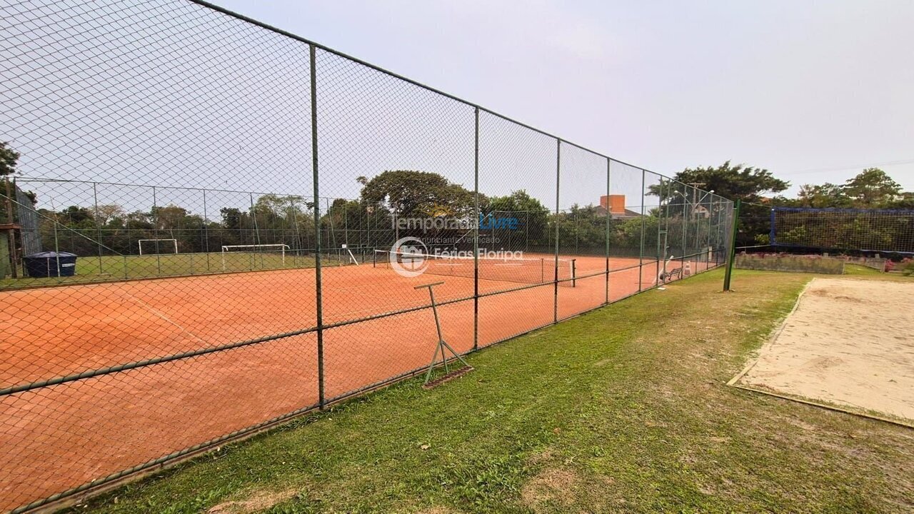 Casa para aluguel de temporada em Florianópolis (Rio Tavares)