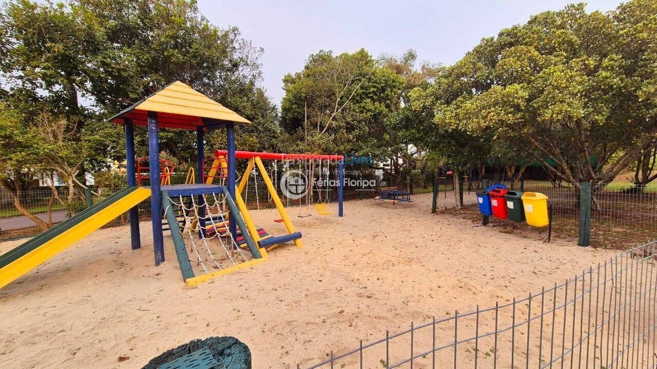 Casa para aluguel de temporada em Florianópolis (Rio Tavares)