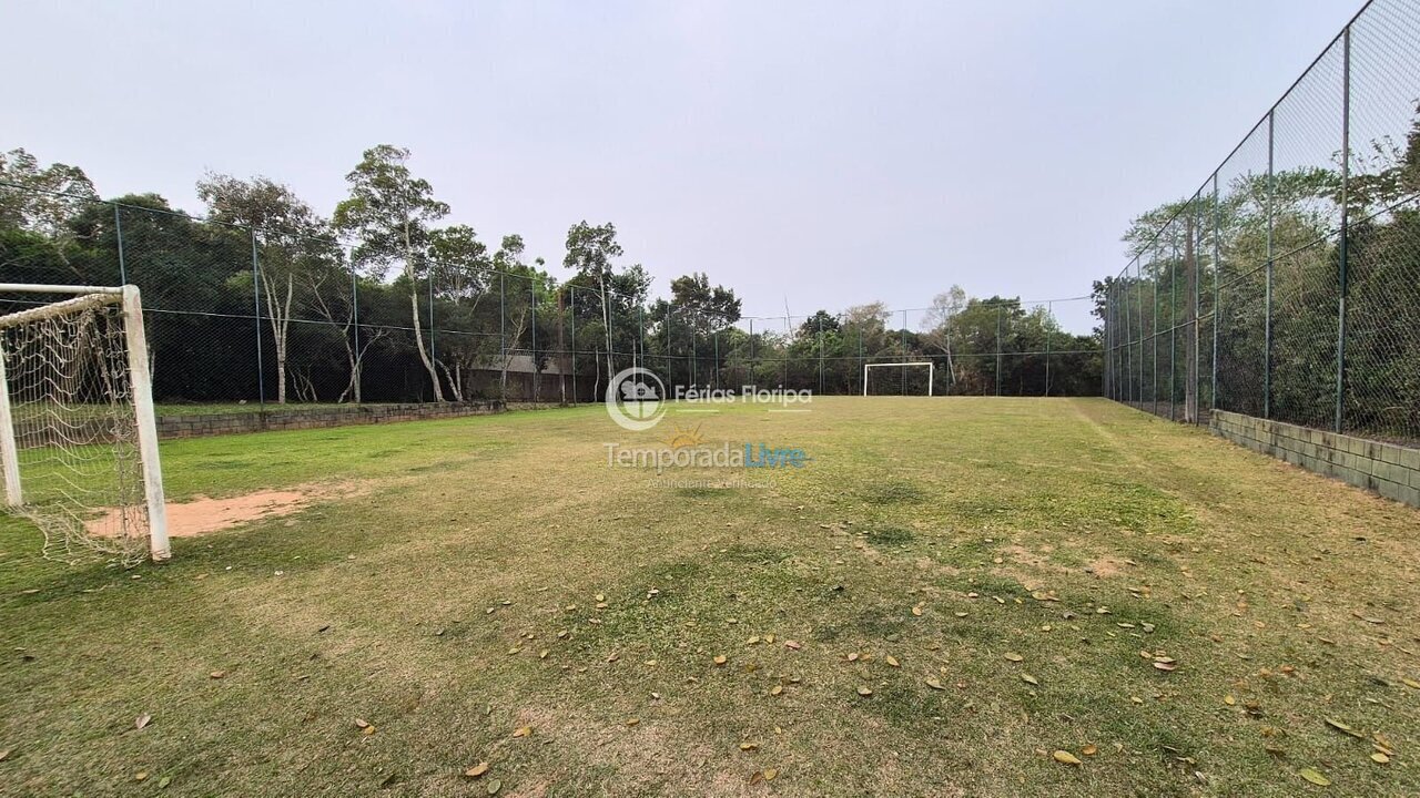 Casa para aluguel de temporada em Florianópolis (Rio Tavares)
