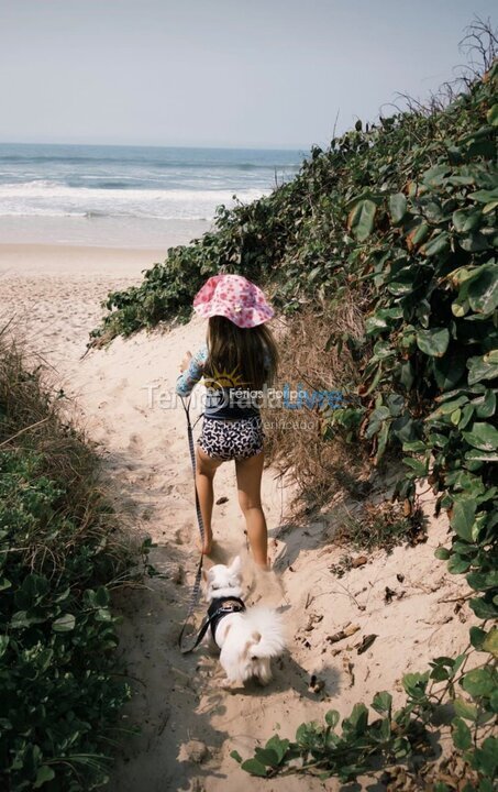 Casa para aluguel de temporada em Florianópolis (Rio Tavares)