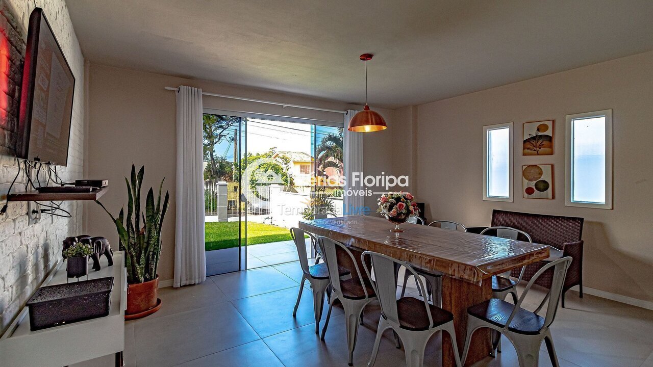 House for vacation rental in Florianopolis (Campeche)