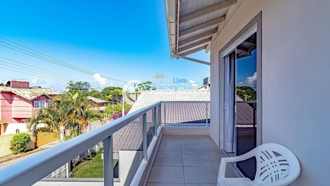 House for vacation rental in Florianopolis (Campeche)